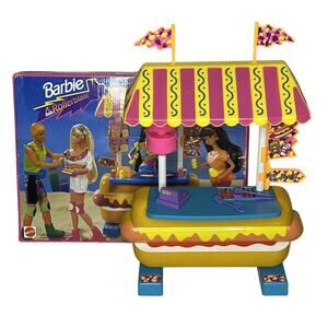 Vintage 1992 Barbie Rollerblade Snack Stand Hot Dog Stand INCOMPLETE